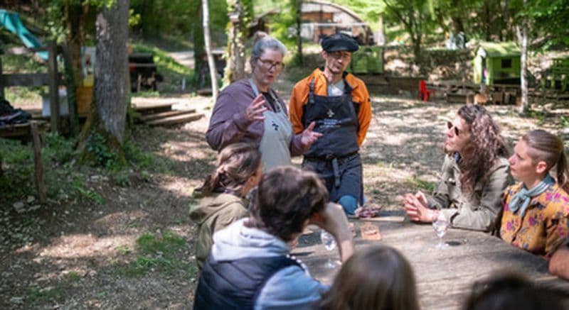 Visitez d'une ferme de porcs noirs gascons et dégustation de charcuterie près de Cahors