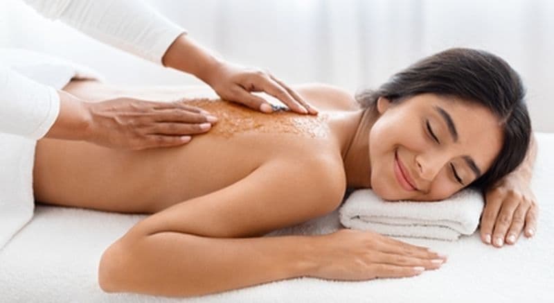 Gommage et modelage du corps à Claye-Souilly