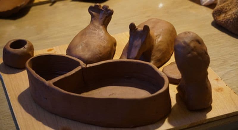 Initiation au modelage d'argile à Saumur