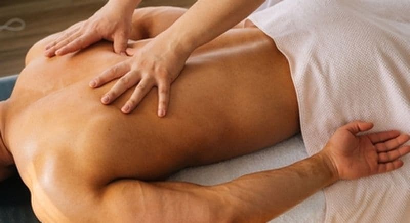 Massage sportif deep tissue près de Saint-Aygulf