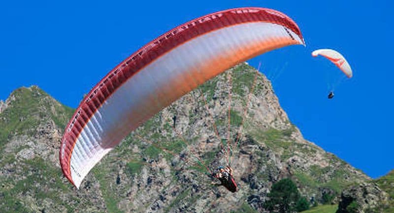 Vol en Parapente à Argelès-Gazost près de Lourdes et Tarbes