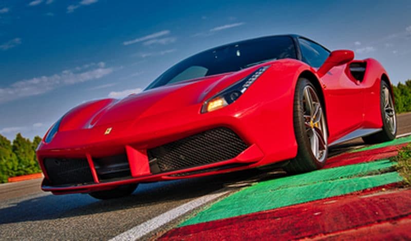 Pilotage de 2 GT : Porsche Cayman S 718 et Ferrari 488 GTB - circuit de Luc en Provence