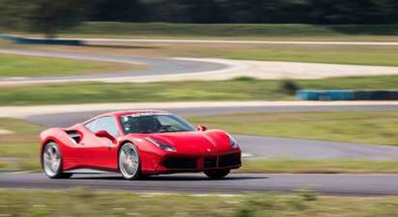 Billet Pilotage en Ferrari F488 GTB - Circuit de Dijon Prenois