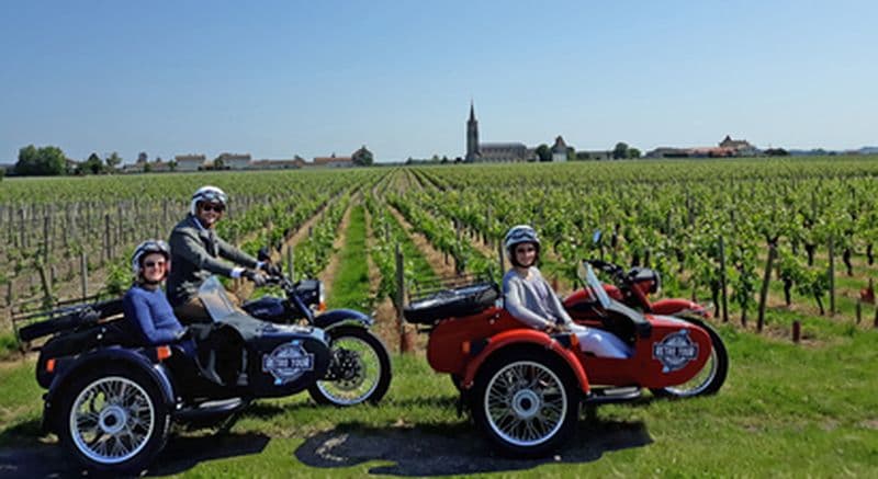 Billet Visite de vignoble et dégustation de vin en side-car à Saint Emilion