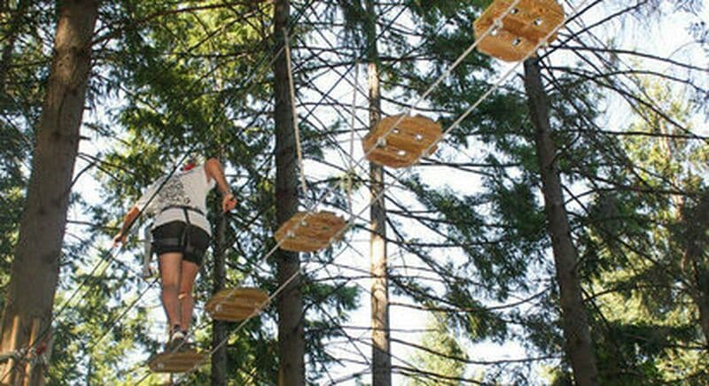 Parc d'accrobranche à Jaujac près d'Aubenas - Monts d'Ardèche