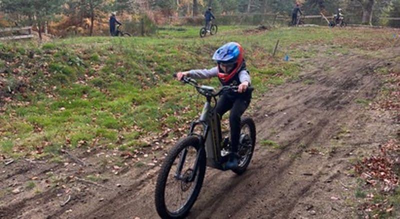 Billet Anniversaire enfants : Trottinette électrique à Saint-Jeures