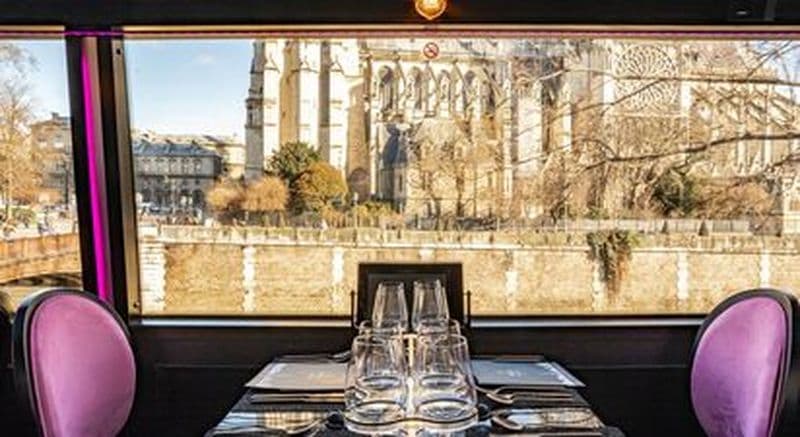 Billet Déjeuner dominical à bord d'un bus restaurant à Paris 9ème