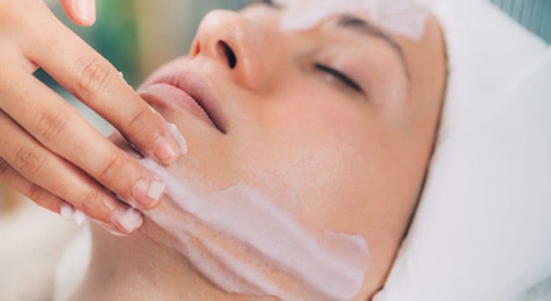 Massage & soin bio du visage à Bordeaux