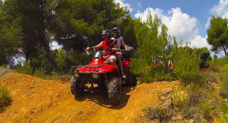 Randonnée en Quad à Rivesaltes près de Perpignan