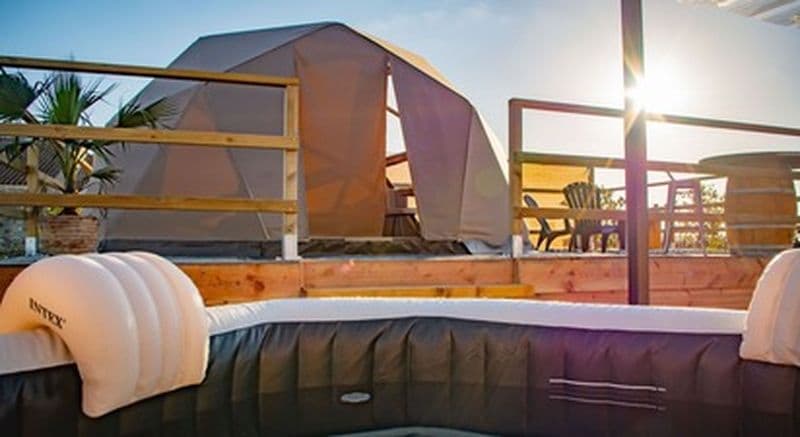 Billet Nuit en dôme avec jacuzzi privatif à Saint-Girons-d'Aiguevives près de Bordeaux