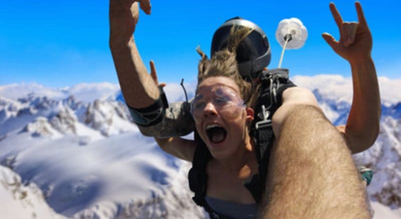 Baptême en hélicoptère et saut en parachute tandem près de Font-Romeu