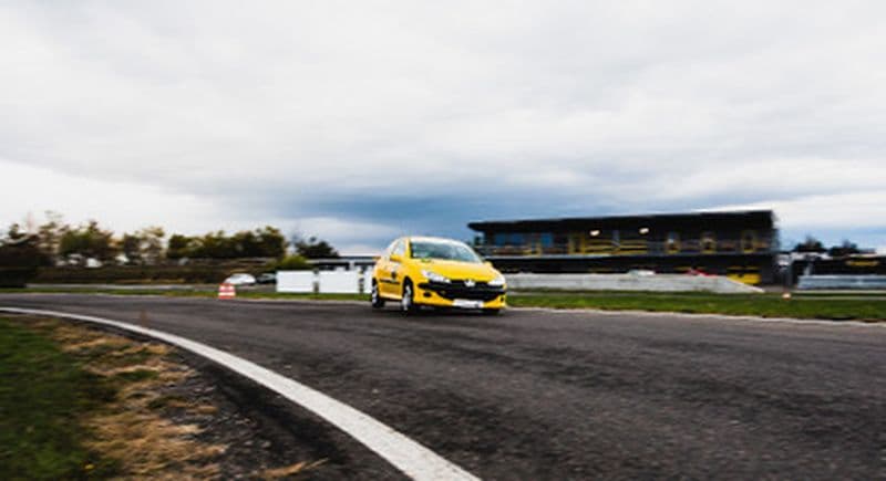 Pilotage Rallye en Peugeot 206 et 208 - Circuit d'Andrézieux