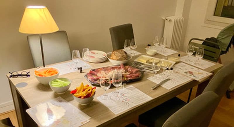 Atelier dégustation de vin à domicile autour de Versailles