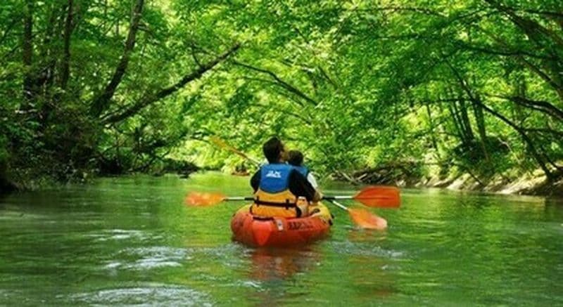 Canoë biplace sur le Gave d'Oloron - balade en eau calme à Sorde-l'Abbaye