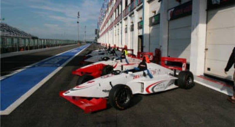 Stage de Pilotage en Formule Renault - Circuit de Barcelone Catalunya