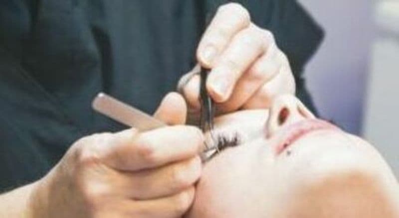 Billet Extension de Cils 'Volume Russe' à Poitiers