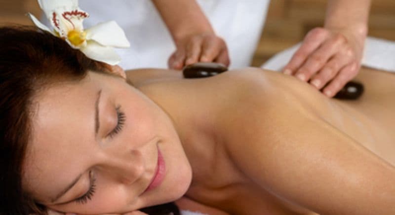 Massage aux pierres chaudes à Fontaine-lès-Dijon