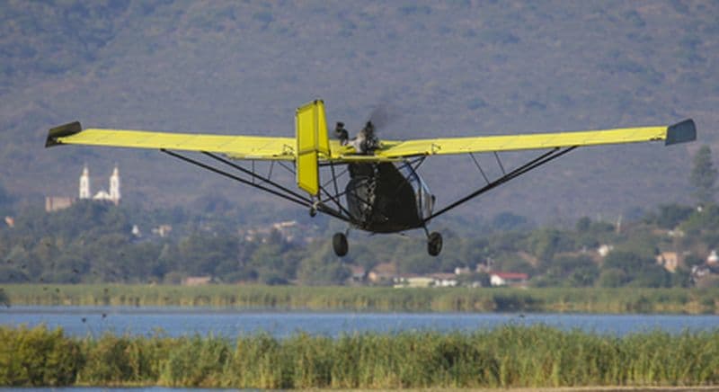 Pilotage d'un ULM Multiaxes près de Perpignan