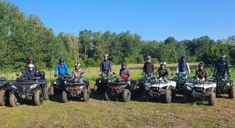 Randonnée en quad à la découverte des joyaux de la région de Chantilly
