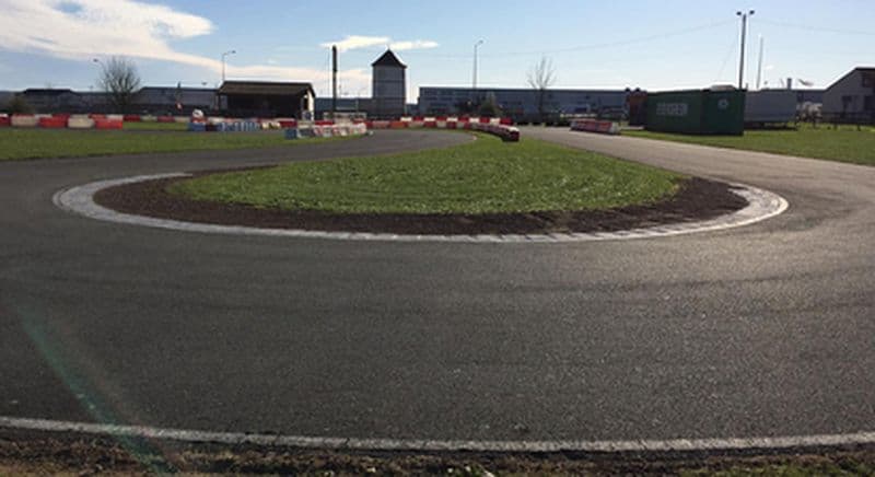 Karting à Saint-Jean-d'Angély en Nouvelle Aquitaine