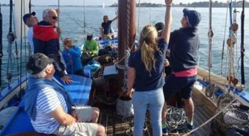 Croisière en voilier dans le Golfe du Morbihan ou dans la baie de Quiberon depuis Arzon