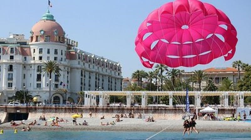 Parachute ascensionnel à Nice
