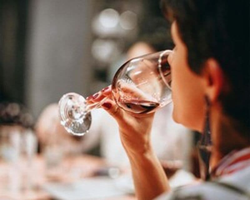 Cours de cuisine accord mets et vins à Aytré près de La Rochelle