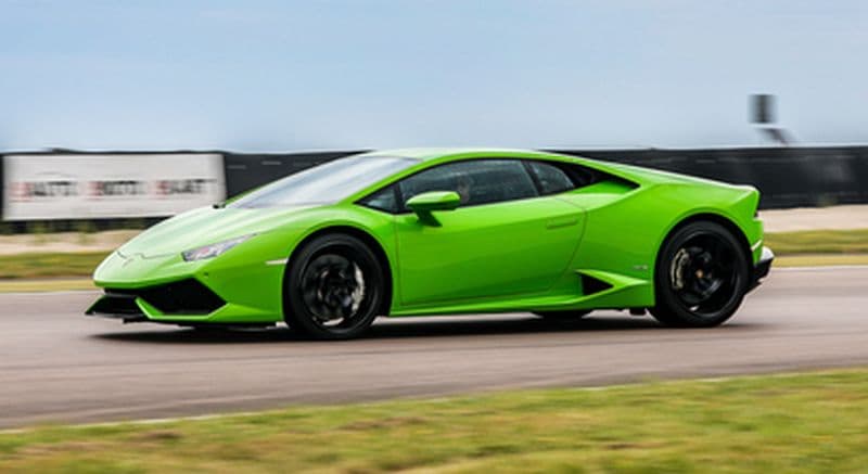 Pilotage de 2 GT : Lamborghini Huracan et Ferrari F8 Tributo - circuit de Pouilly-en-Auxois