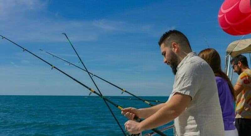 Pêche matinale depuis le port de Palavas les Flots