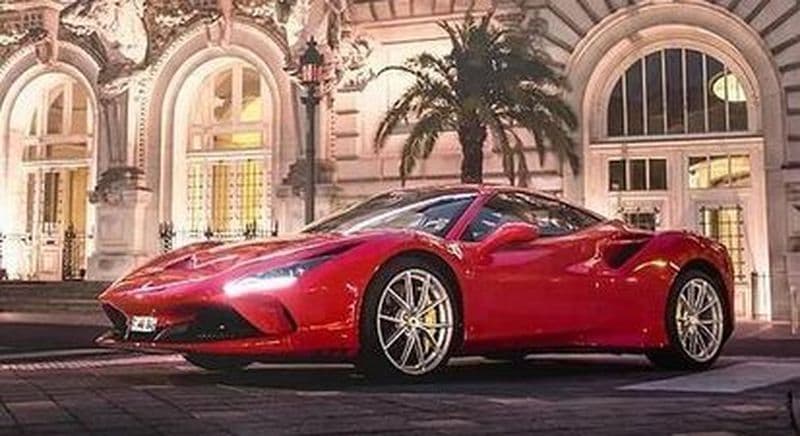 Baptême ou pilotage sur route en Ferrari F8 Tributo à Tours