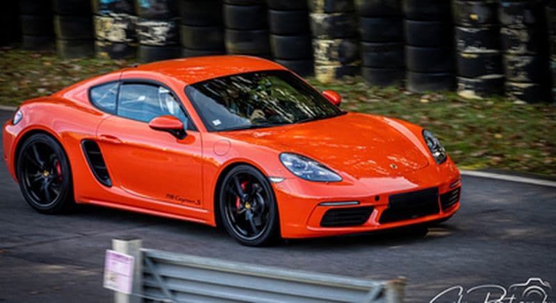 Billet Pilotage de 2 GT : Porsche Cayman S 718 et Audi R8 V10 - circuit des Ecuyers