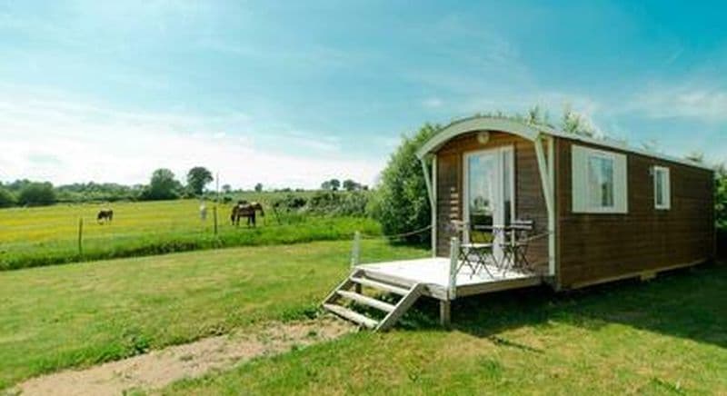 Billet Nuit en Roulotte à Ouffières près de Caen