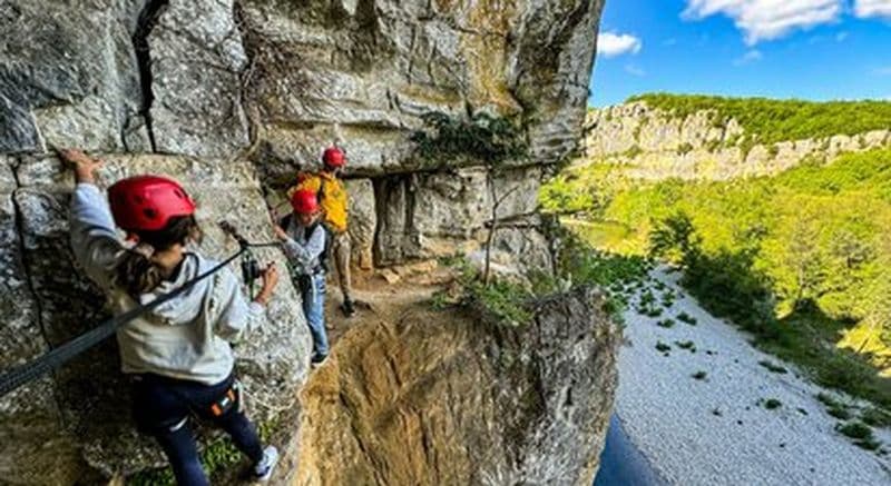 Via-Corda et Canyoning à Chassezac