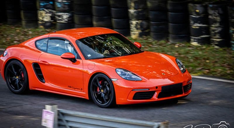 Pilotage de 2 GT : Porsche Cayman S 718 et Audi R8 V10 - circuit de Luc en Provence