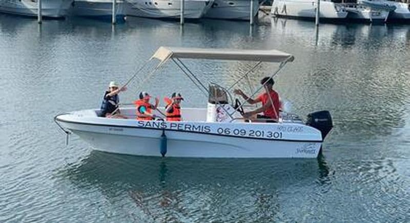 Location de bateau sans permis à La Grande Motte