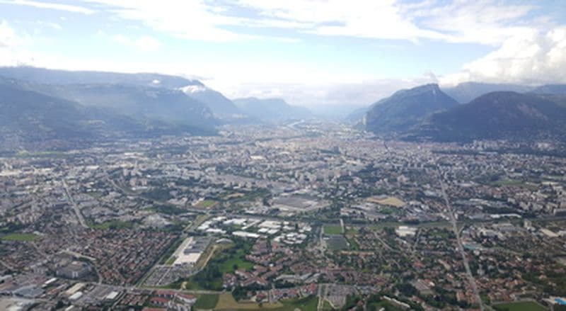 Baptême en Hélicoptère en Isère - Vol en hélicoptère à Grenoble