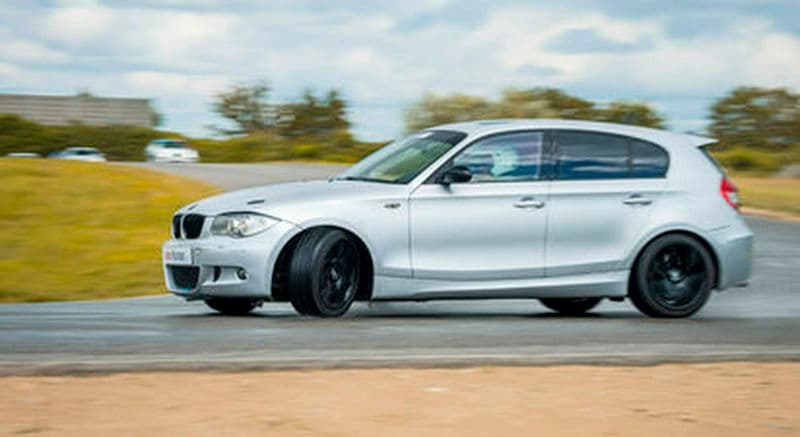 Billet Stage de drift sur piste arrosée en BMW - Circuit de Lurcy Lévis