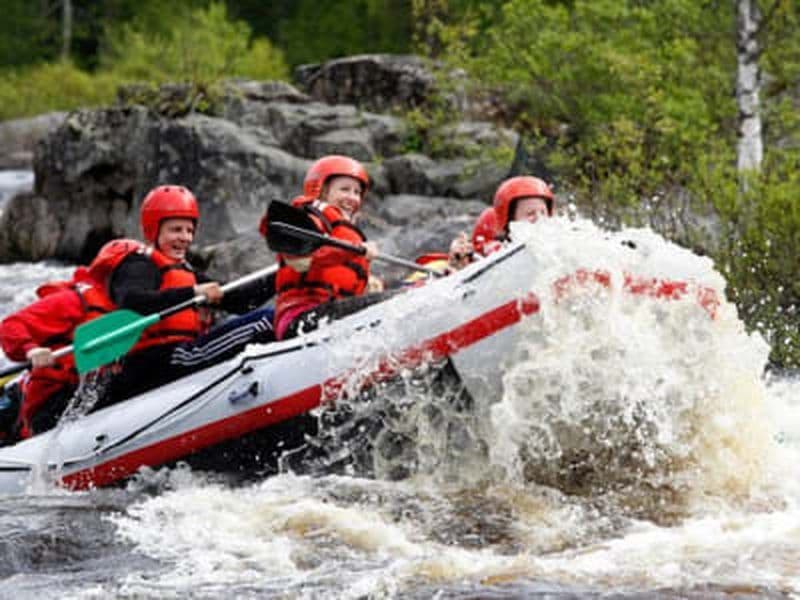Excursion en rafting à Rovaniemi