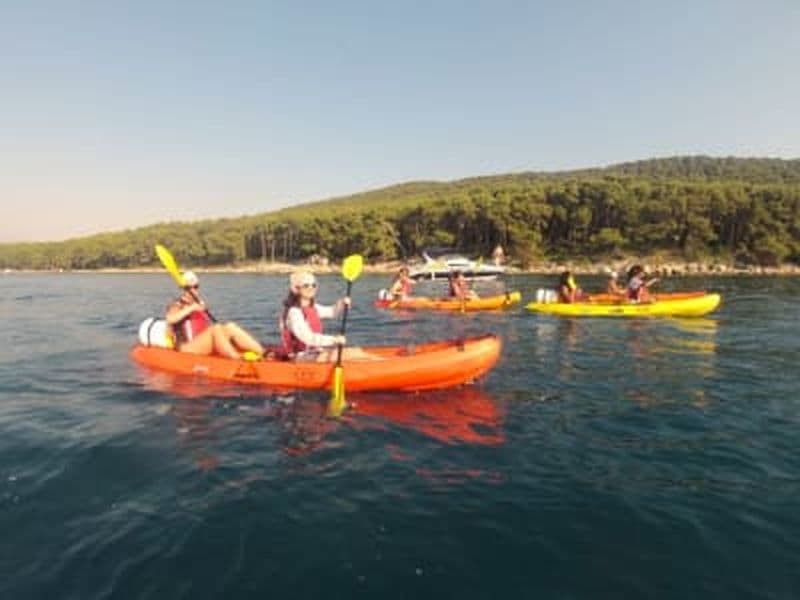 Billet Excursion en kayak de mer au départ de la plage de Bene à Split