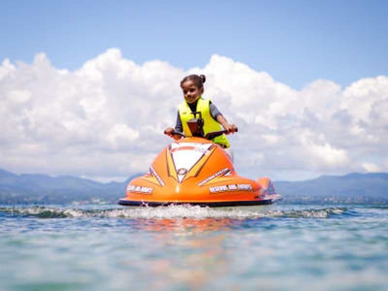 Billet Initiation au jet ski électrique pour enfants au Gosier, Guadeloupe