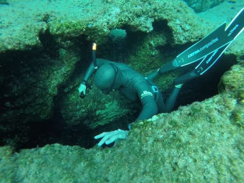 Aventure en apnée pour les apnéistes certifiés à Antiparos, Grèce