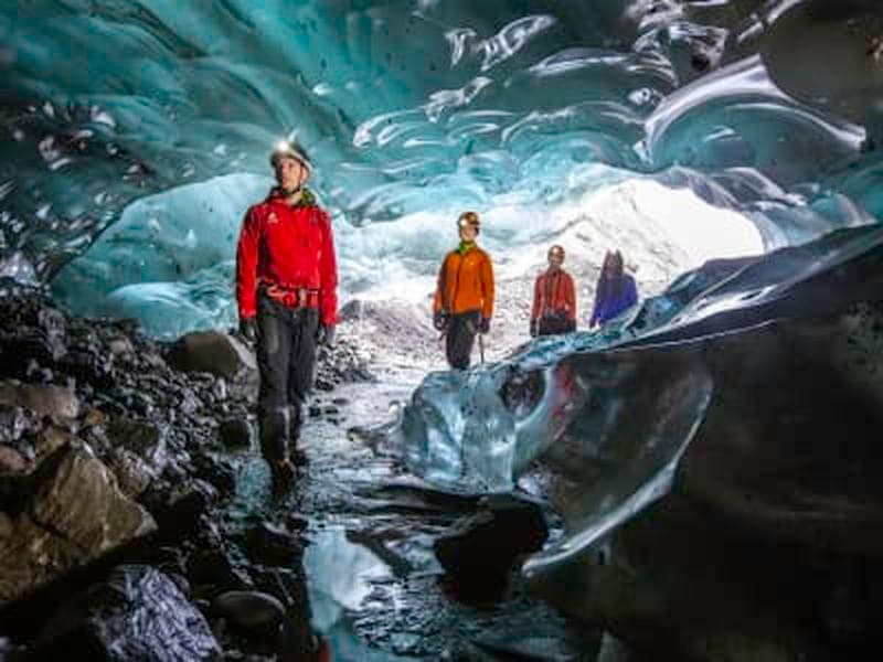 Billet Randonnée glaciaire et visite des grottes de glace du glacier Svínafellsjökull depuis Skaftafell
