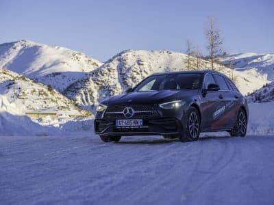 Baptême de pilotage sur glace en voiture à l’Alpe d’Huez