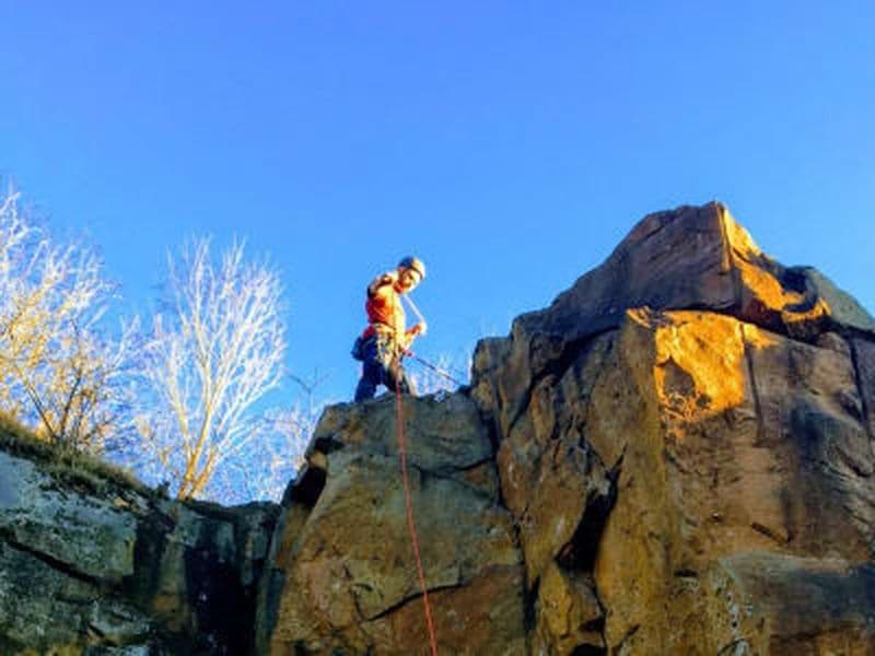 Initiation à l'escalade de roche à Montréal sur l'île Sainte-Hélène