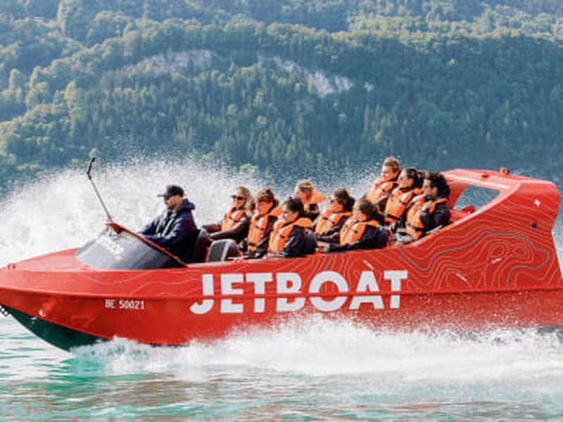Excursion en jetboat sur le lac de Brienz à Interlaken