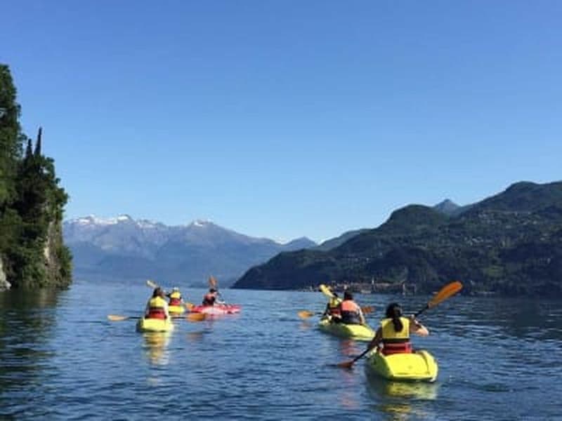 Billet Excursion guidée en kayak autour du lac de Côme au départ de Bellagio