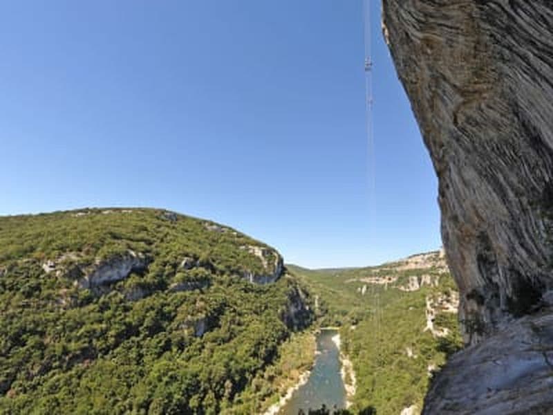 Billet Rappel géant de 180 mètres dans les Gorges de l'Ardèche