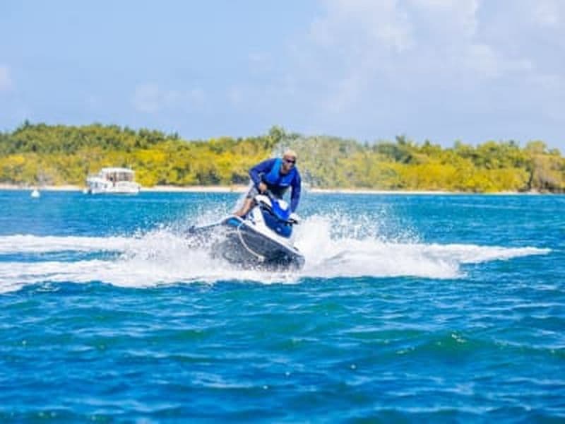 Billet Excursion guidée en jet ski à Morne-à-l’Eau, Guadeloupe