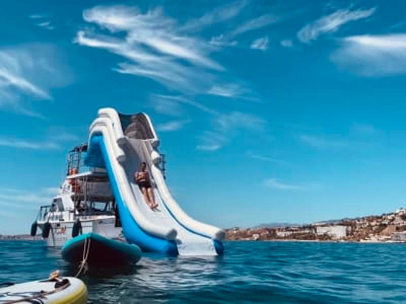 Excursion en bateau depuis Benalmádena le long de la côte de Malaga