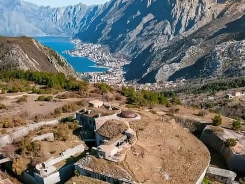 Billet Excursion panoramique en jeep dans la baie de Kotor avec dégustation de produits locaux